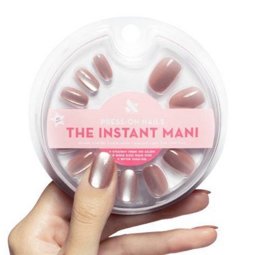 Olive & June Instant Mani Press-On Nails HZ Velvet Round Short 42ct New